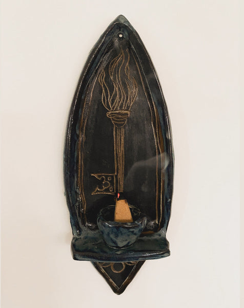 Decorative wall art with Hecate key