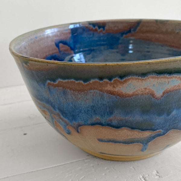 Big Serving Bowl (9" wide): Does Your Heart Skip a Beat?